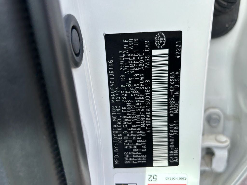 2025 Toyota Camry SE