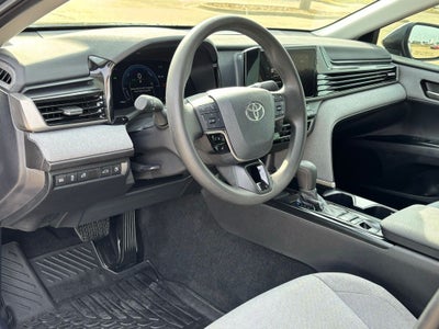 2025 Toyota Camry LE