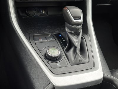 2024 Toyota RAV4 XSE