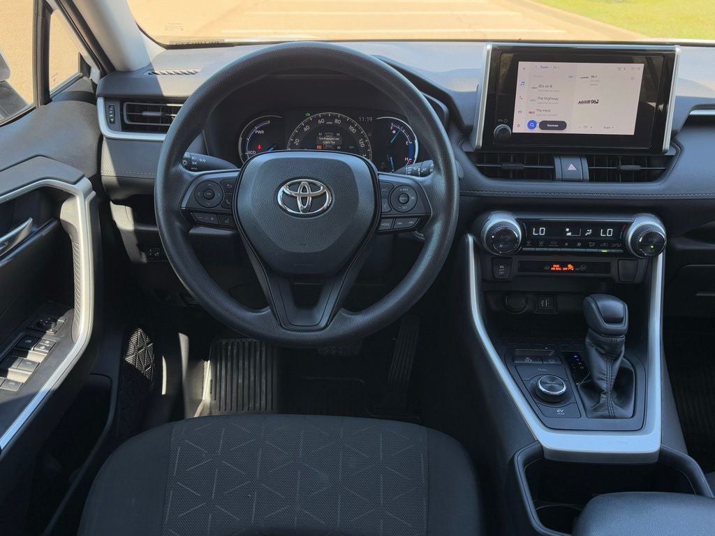 2023 Toyota RAV4 Hybrid XLE