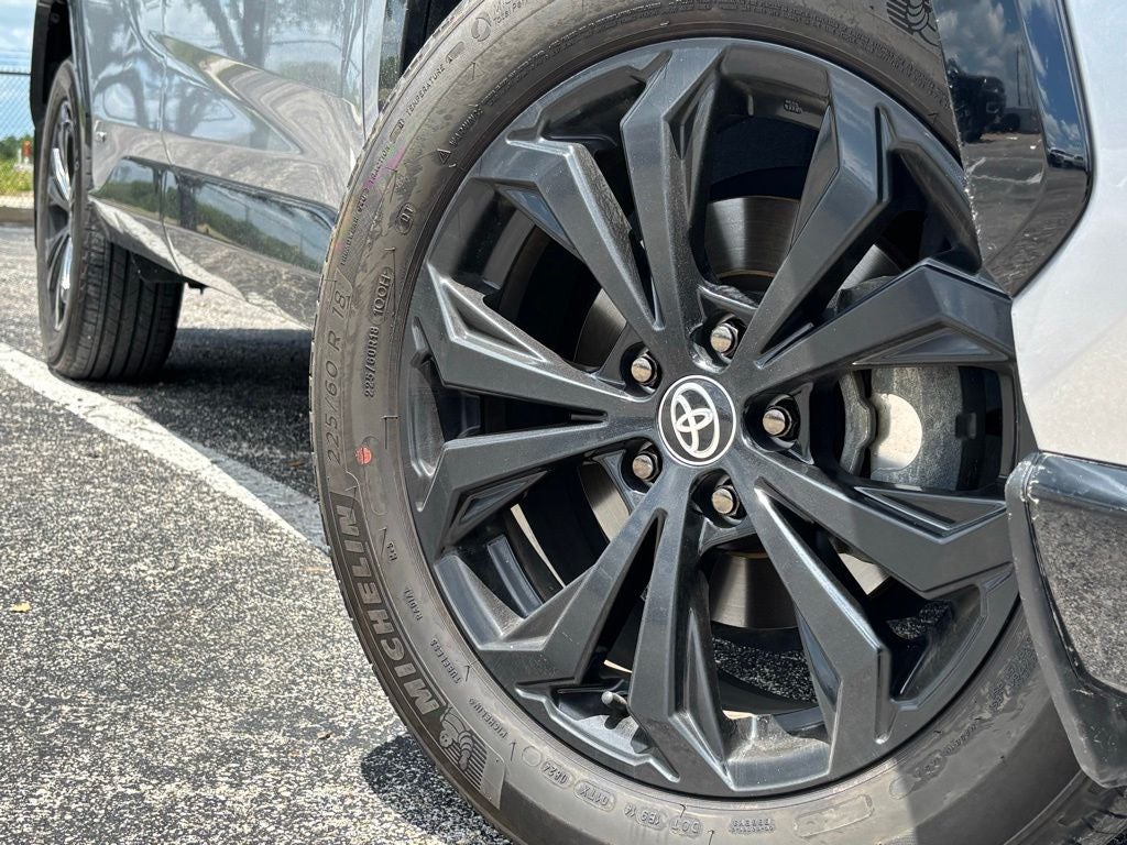 2024 Toyota RAV4 Hybrid SE