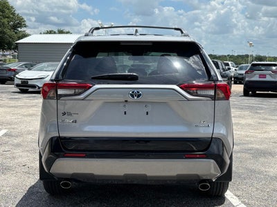 2024 Toyota RAV4 Hybrid SE