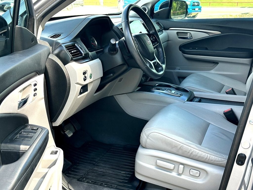 2022 Honda Pilot SE