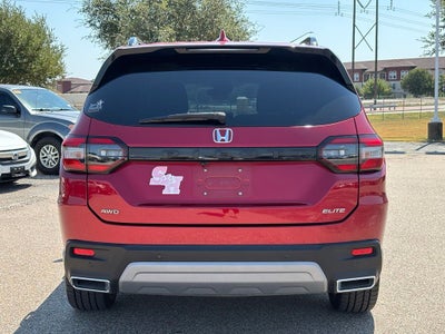 2023 Honda Pilot Elite