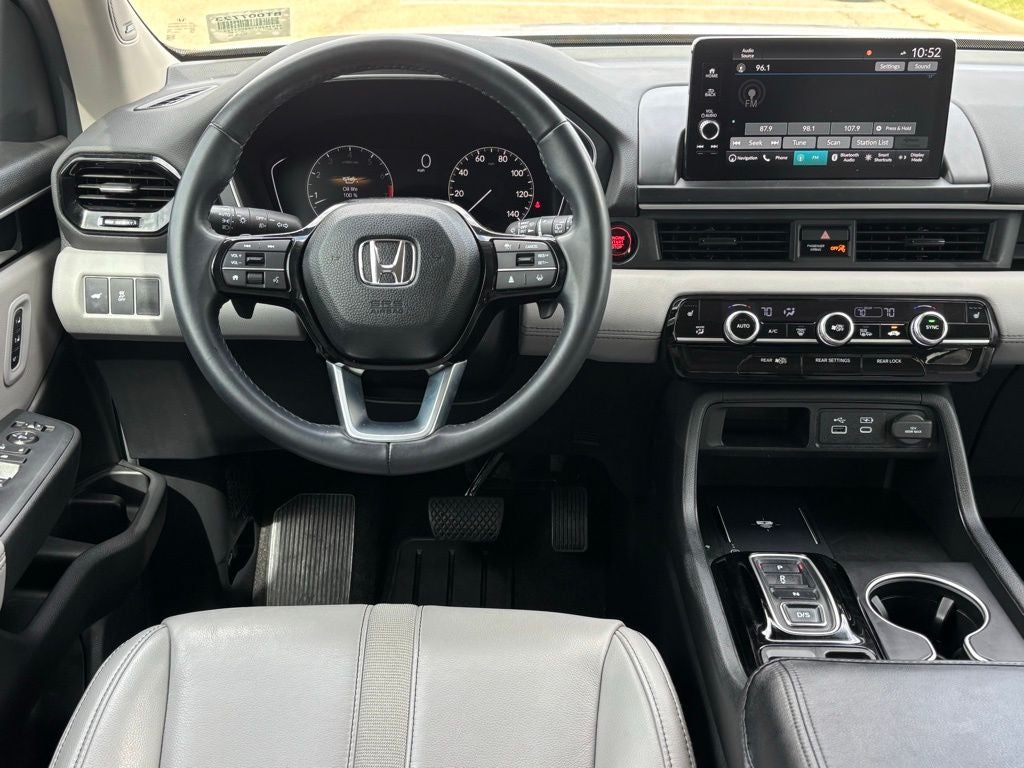 2025 Honda Pilot Touring