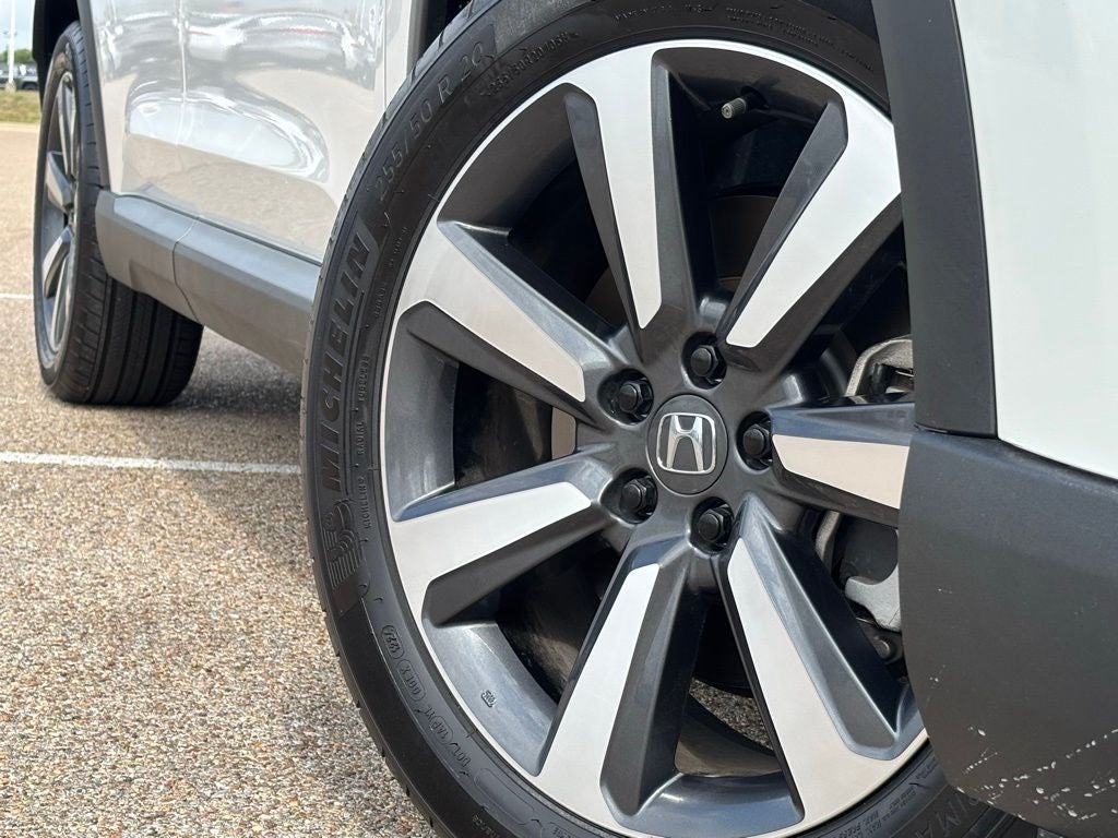 2025 Honda Pilot Touring