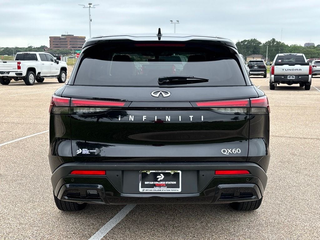 2025 INFINITI QX60 PURE