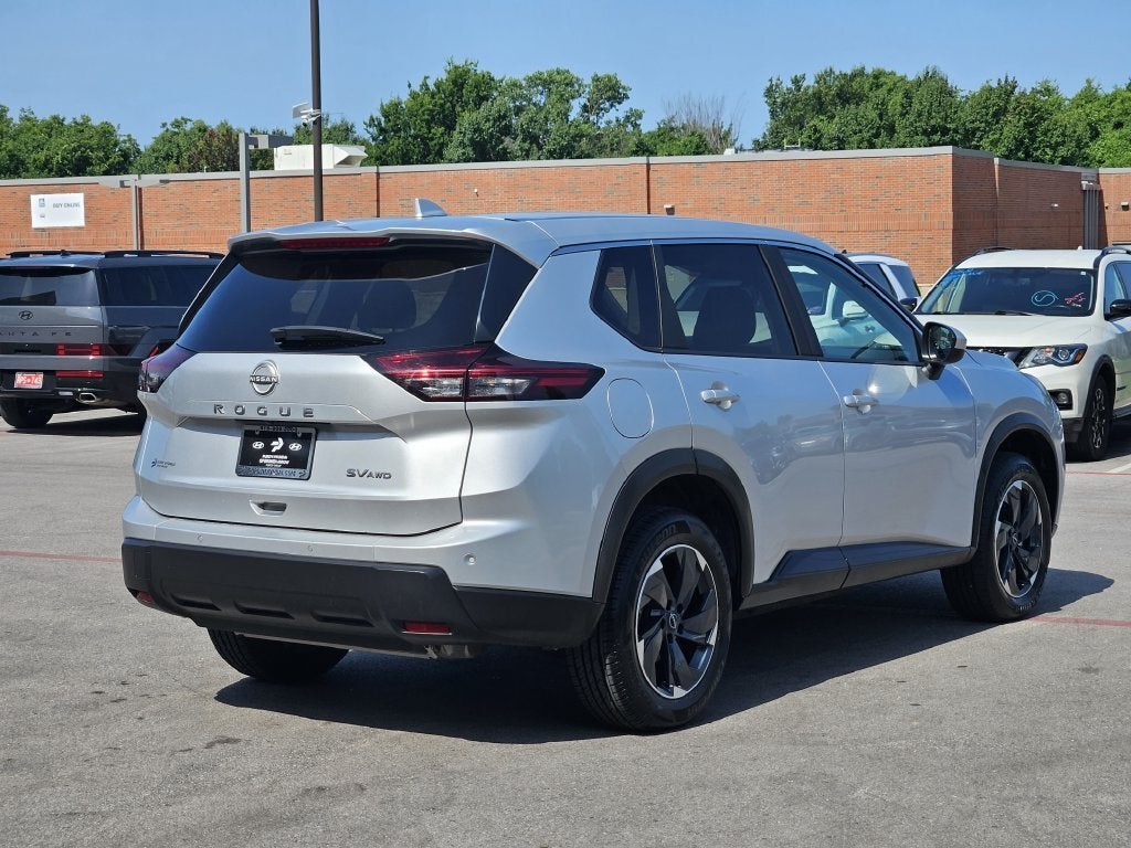 2024 Nissan Rogue SV