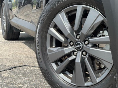 2024 Nissan Pathfinder S