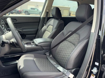 2024 Nissan Pathfinder S