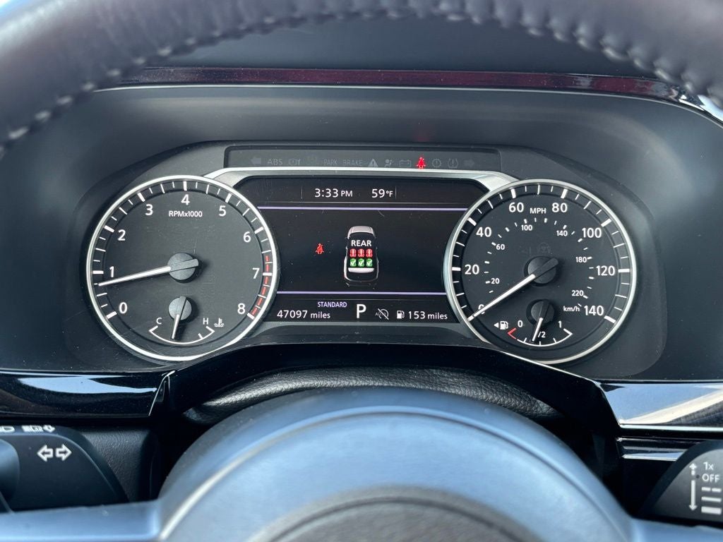 2024 Nissan Pathfinder SV