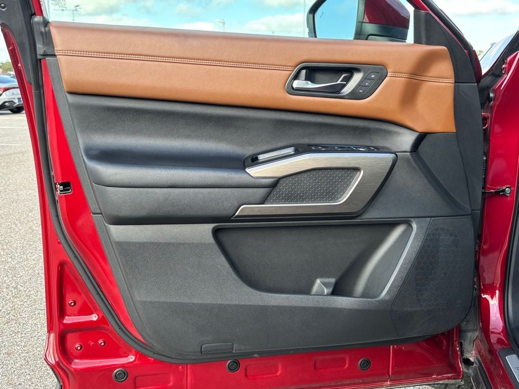 2024 Nissan Pathfinder Platinum