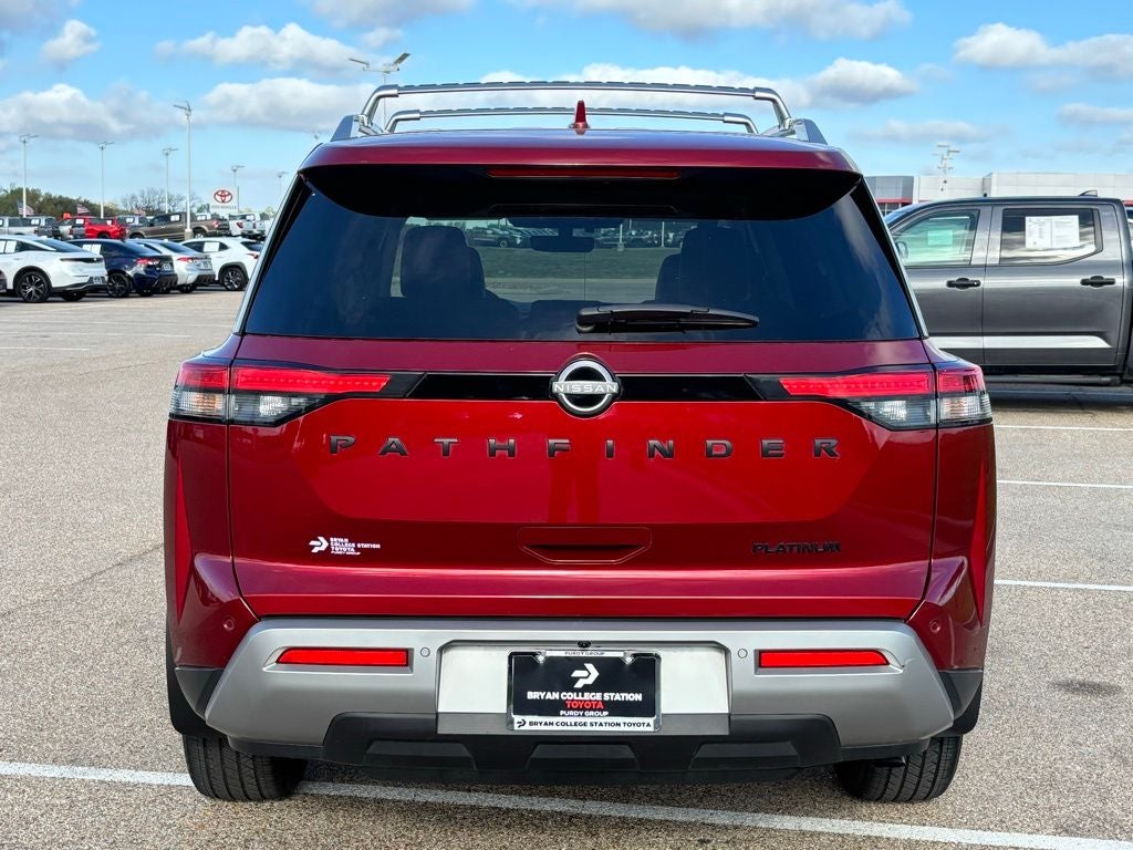 2024 Nissan Pathfinder Platinum