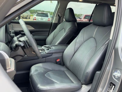 2025 Toyota Grand Highlander Platinum