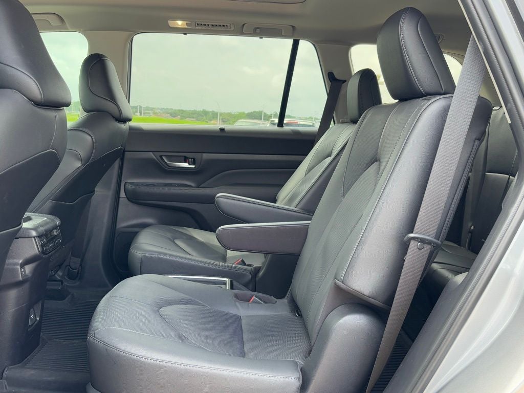 2025 Toyota Grand Highlander Platinum