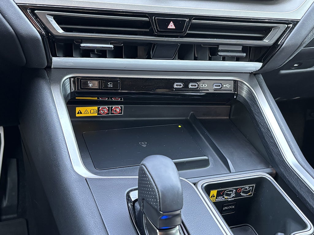 2025 Lexus TX F SPORT Handling