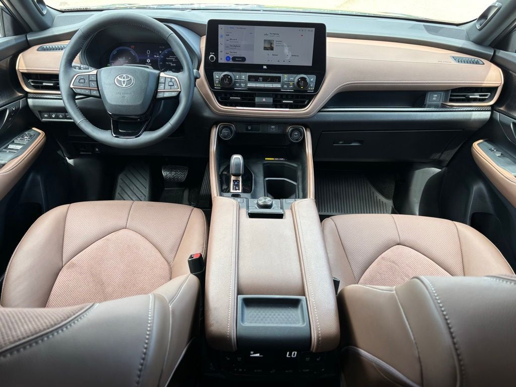 2026 Toyota Grand Highlander Hybrid MAX Platinum