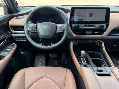 2026 Toyota Grand Highlander Hybrid MAX Platinum