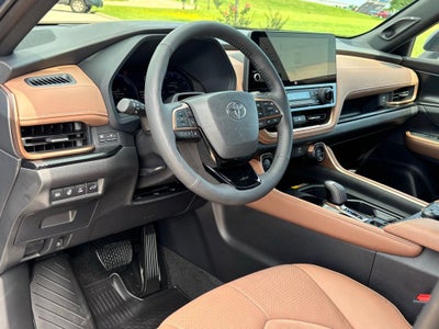 2026 Toyota Grand Highlander Hybrid MAX Platinum