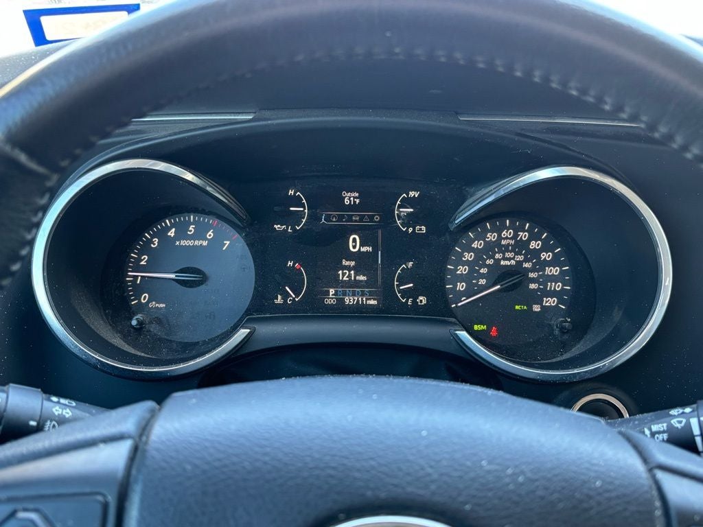 2021 Toyota Sequoia SR5 5.7L