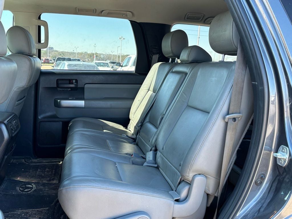 2021 Toyota Sequoia SR5 5.7L