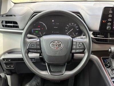 2024 Toyota Sienna LE 8 Passenger