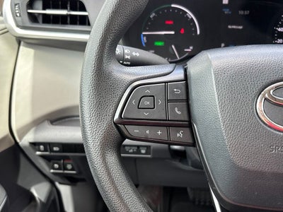2024 Toyota Sienna LE 8 Passenger