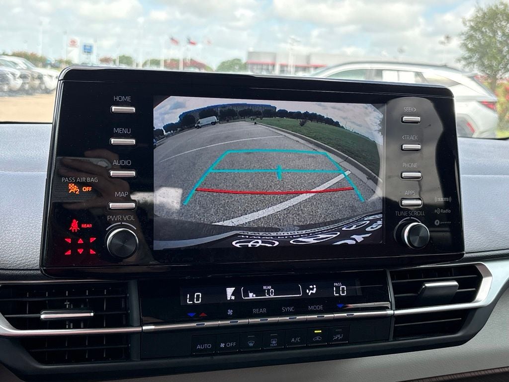 2024 Toyota Sienna LE 8 Passenger