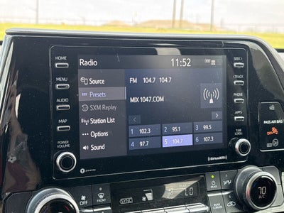 2022 Toyota Highlander L