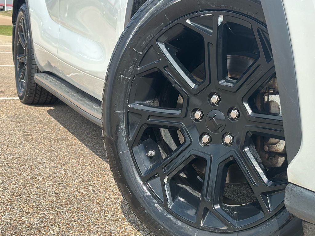 2022 Toyota Highlander L