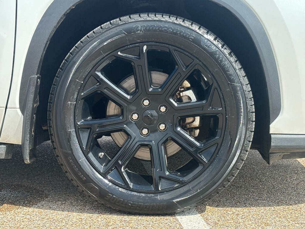 2022 Toyota Highlander L