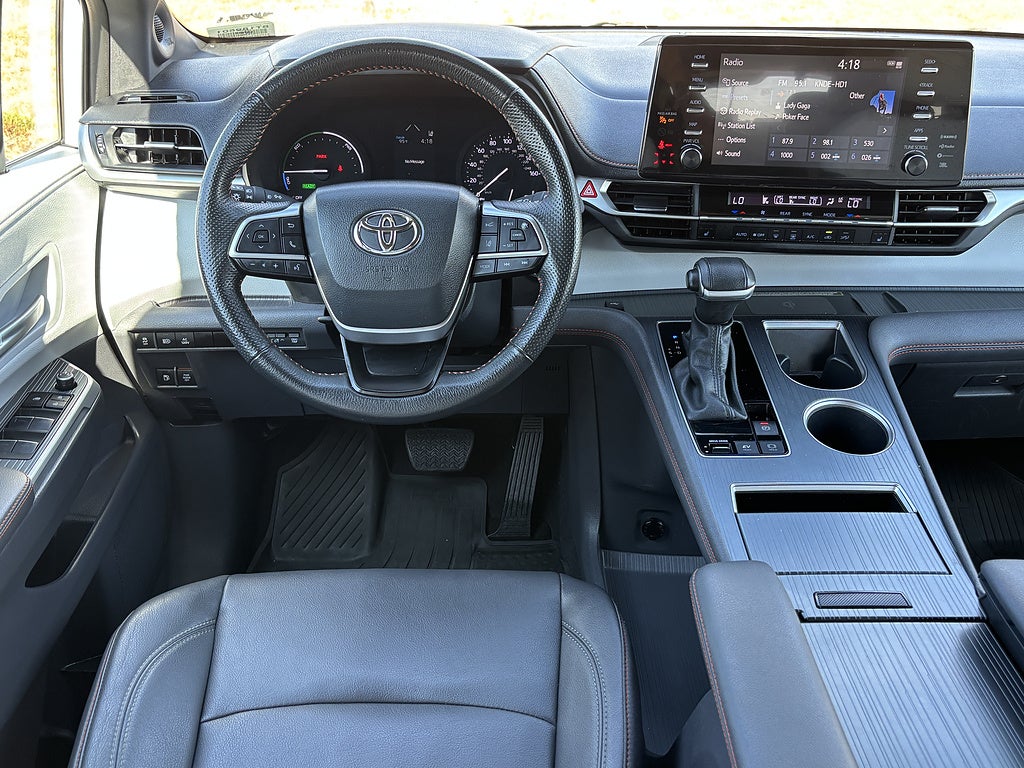 2024 Toyota Sienna XSE 7-Passenger