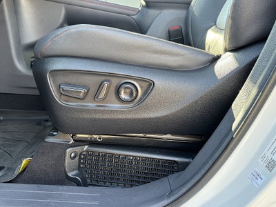 2024 Toyota Sienna XSE 7-Passenger