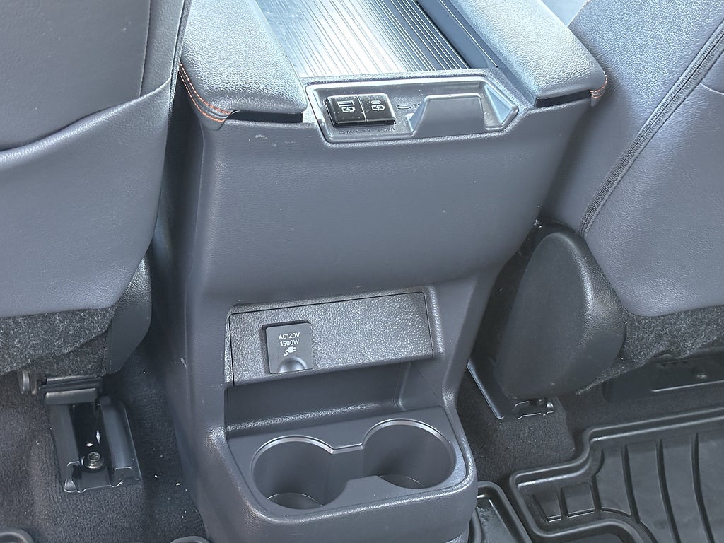 2024 Toyota Sienna XSE 7-Passenger