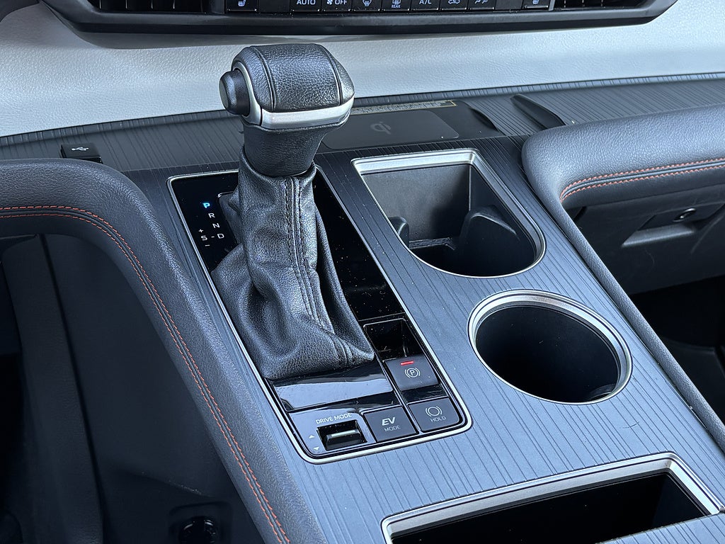 2024 Toyota Sienna XSE 7-Passenger