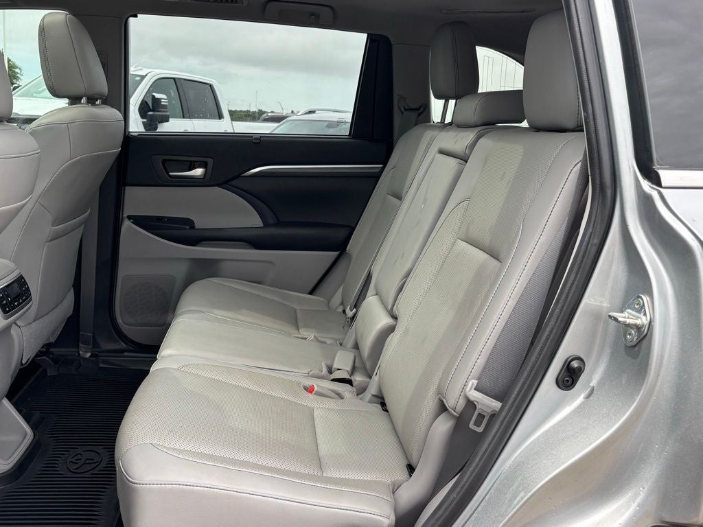 2019 Toyota Highlander Limited Platinum