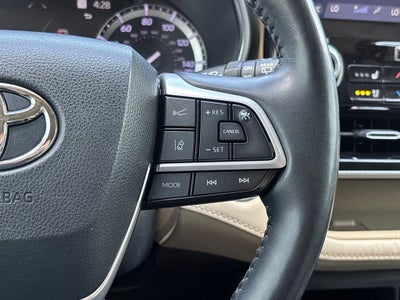 2022 Toyota Highlander Platinum