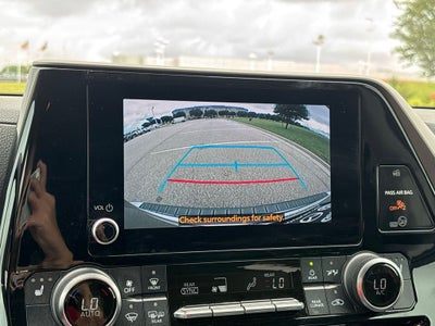 2023 Toyota Highlander Hybrid XLE