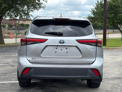 2023 Toyota Highlander Hybrid XLE