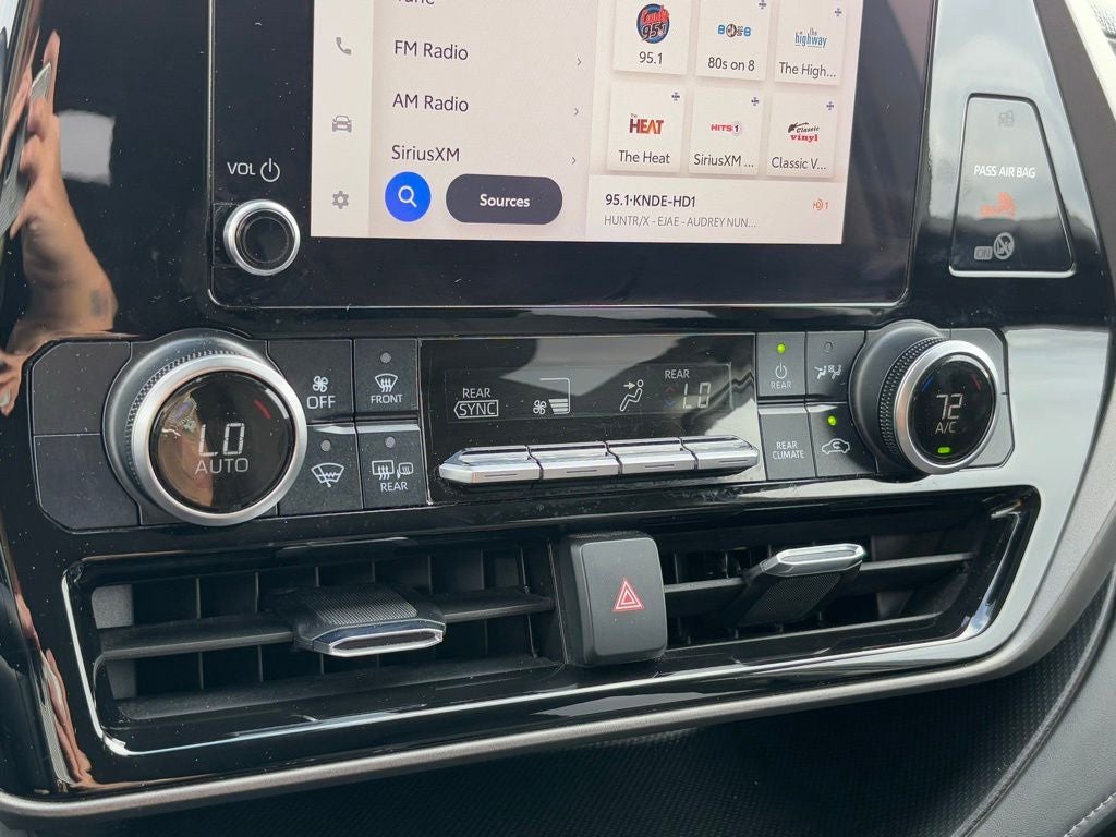 2023 Toyota Highlander LE