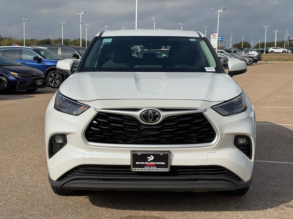 2023 Toyota Highlander LE