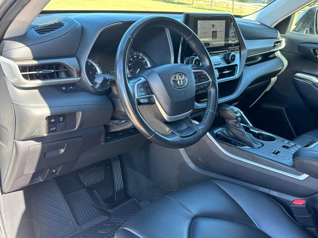 2023 Toyota Highlander XLE