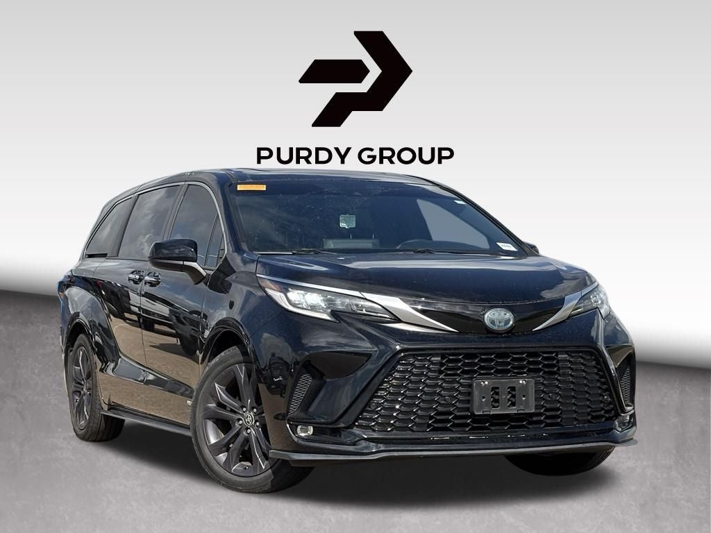 2021 Toyota Sienna XSE 7 Passenger