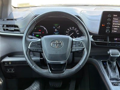 2021 Toyota Sienna XSE 7 Passenger