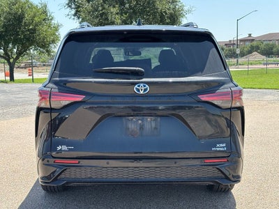 2024 Toyota Sienna XSE 7 Passenger