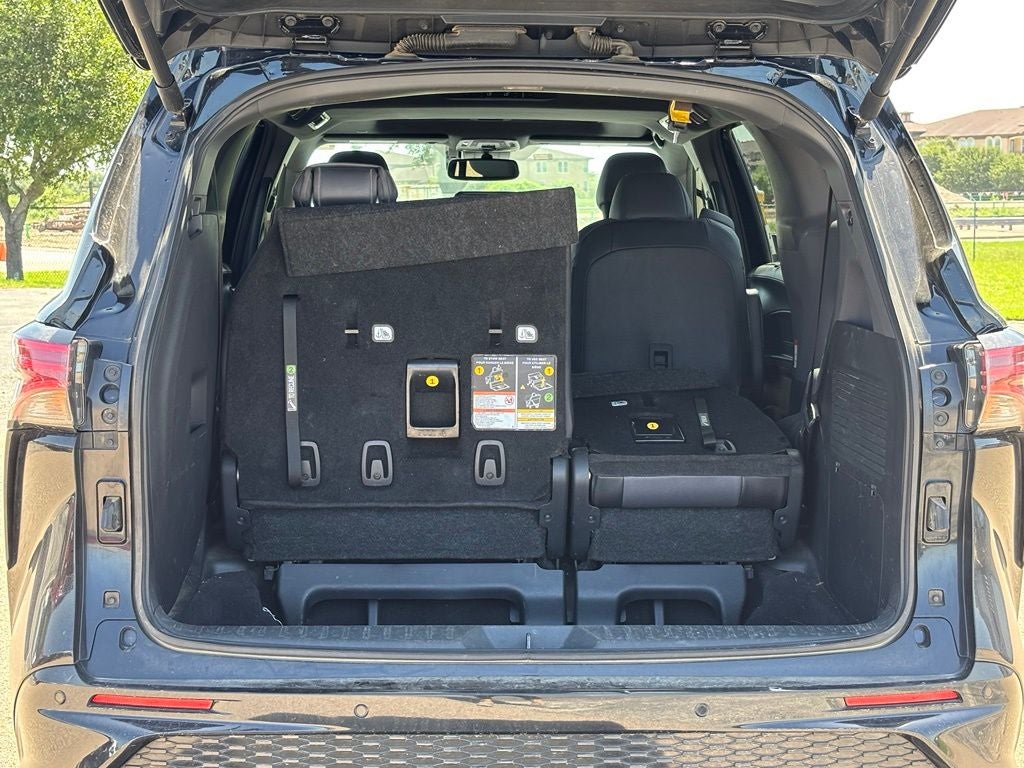 2024 Toyota Sienna XSE 7 Passenger