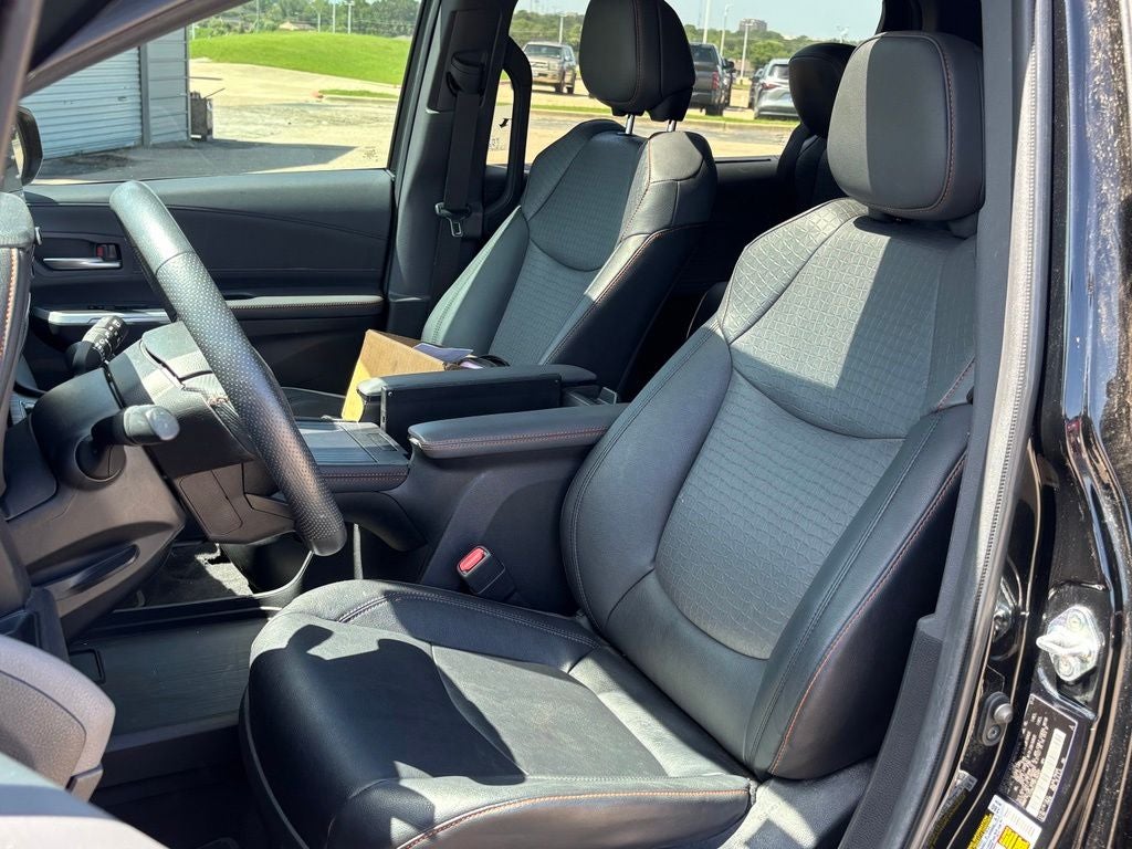 2024 Toyota Sienna XSE 7 Passenger