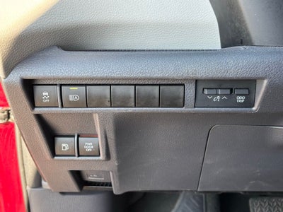 2023 Toyota Sienna XLE 8 Passenger