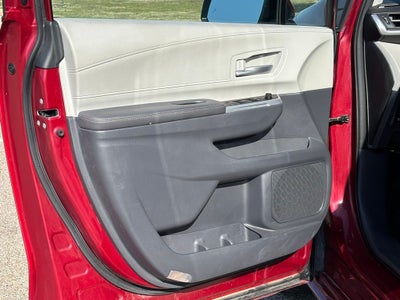 2023 Toyota Sienna XLE 8 Passenger