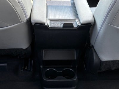 2025 Toyota Sienna XLE 8 Passenger